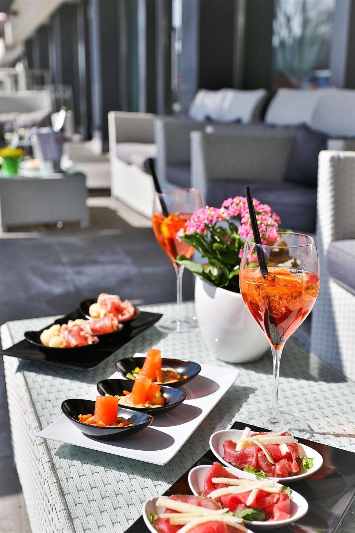 One Hotel & Restaurant Dalmine Exteriör bild